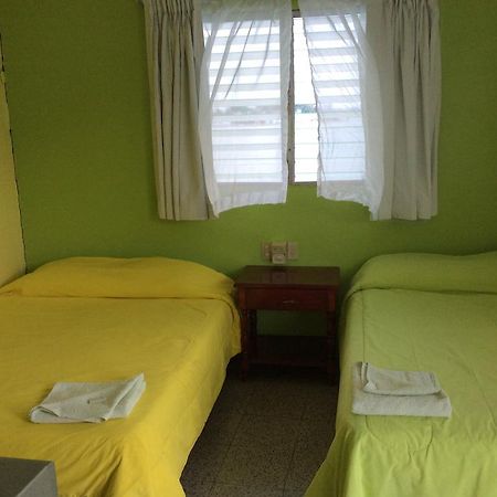 Green World Hotel 弗洛勒斯 外观 照片