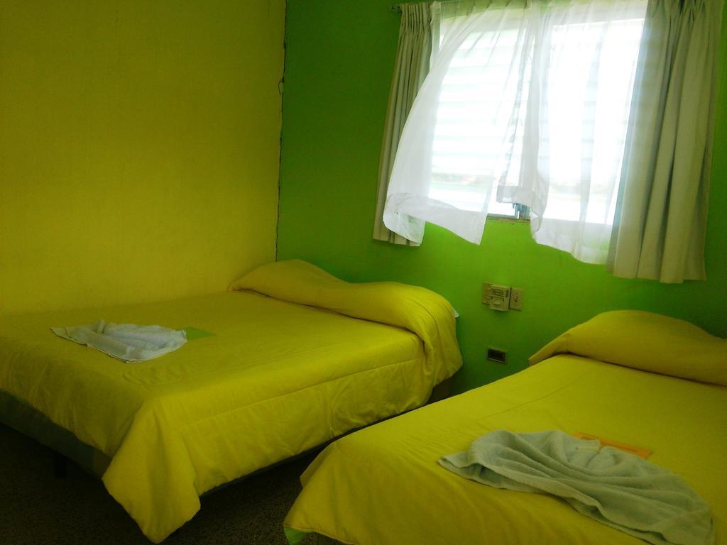 Green World Hotel 弗洛勒斯 客房 照片