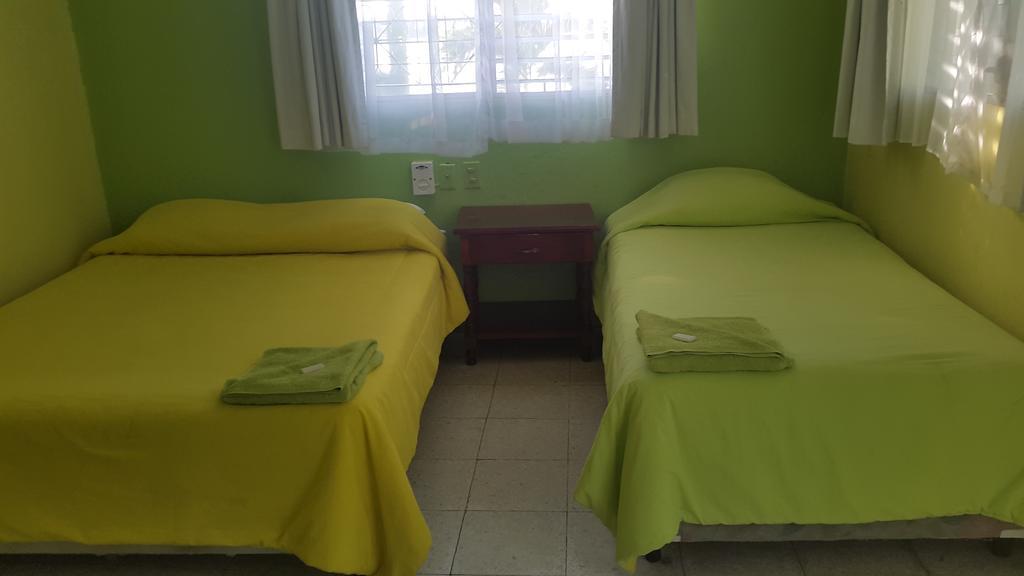 Green World Hotel 弗洛勒斯 外观 照片